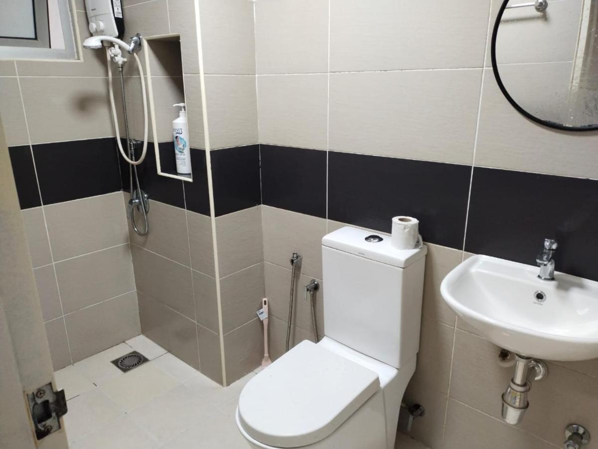 3 Bedrooms Big House Saville Cheras Mrt With Balcony Extérieur photo