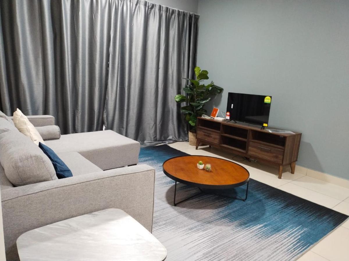 3 Bedrooms Big House Saville Cheras Mrt With Balcony Extérieur photo